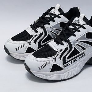 قیمت ارزان کتونی بالنسیاگا Balenciaga شیک و سبک