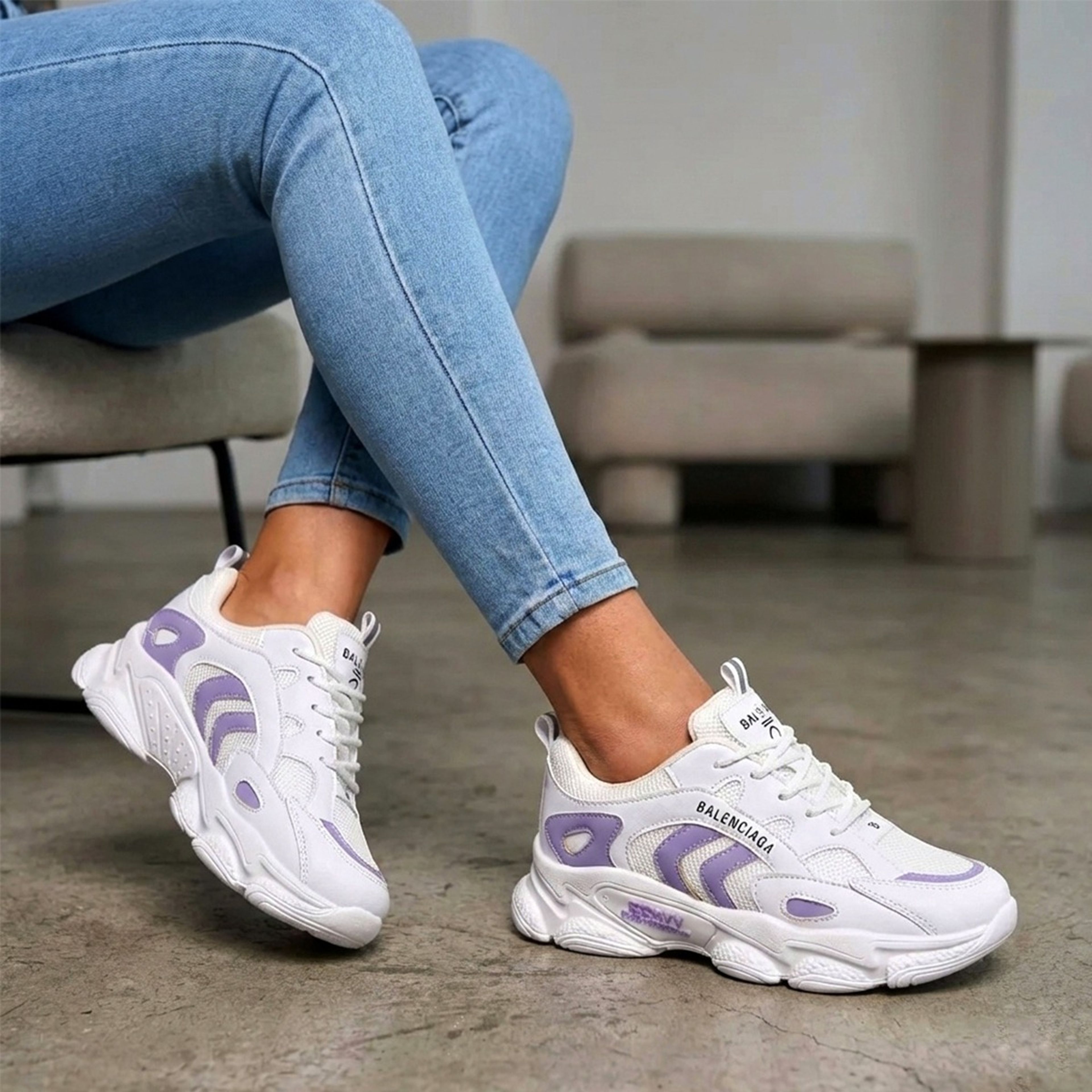 مشخصات کتونی بالنسیاگا Balenciaga پاخوری عالی شیک و سبک