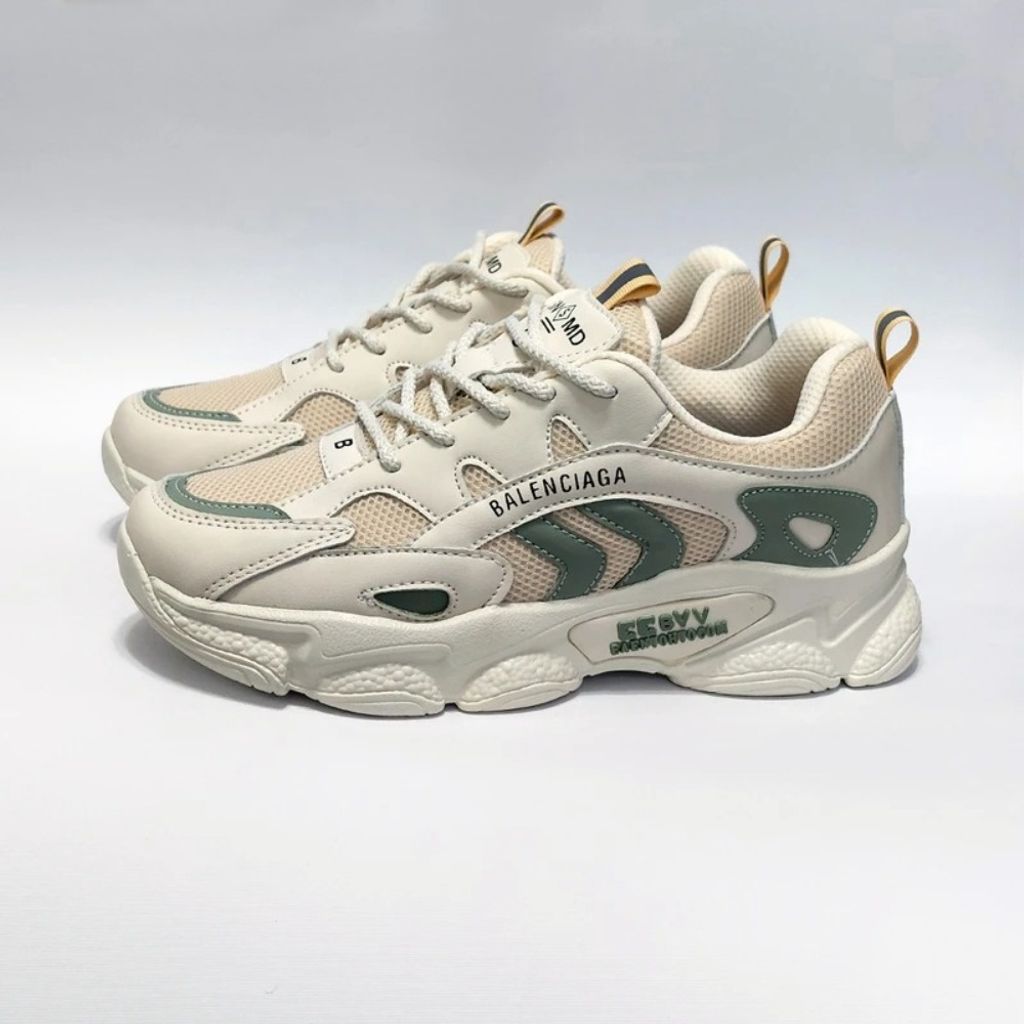 مشخصات کتونی بالنسیاگا Balenciaga پاخوری عالی شیک و سبک