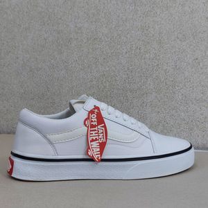 خرید انلاین کتونی ونس تمام سفید Vans