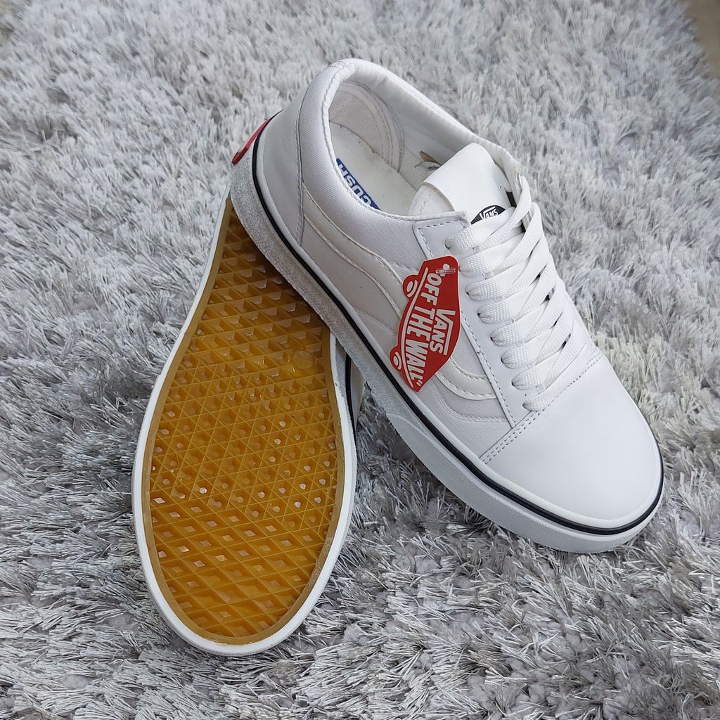 خرید آنلاین کتونی ونس تمام سفید Vans 