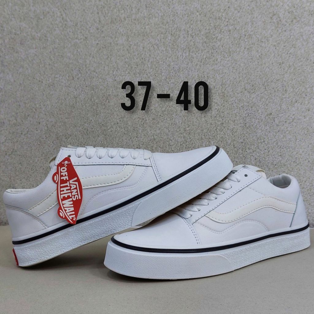 مشخصات کتونی ونس تمام سفید Vans