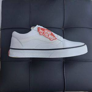 فروش اینترنتی کتونی ونس تمام سفید Vans 