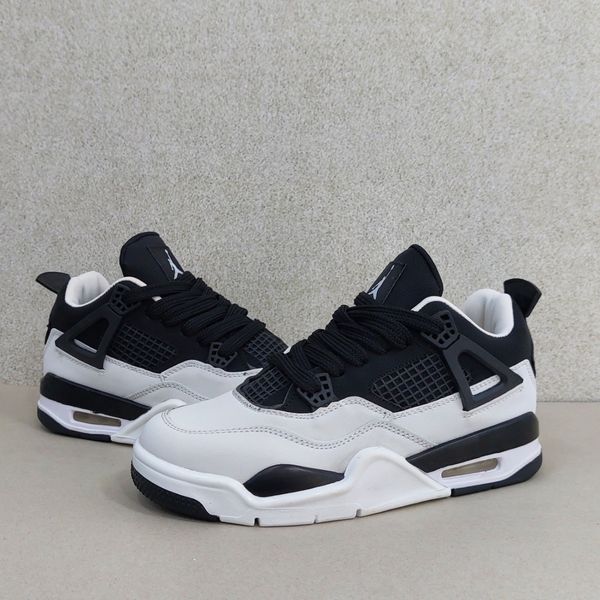 کتونی نایک جردن 4 سفید مشکی Nike J4