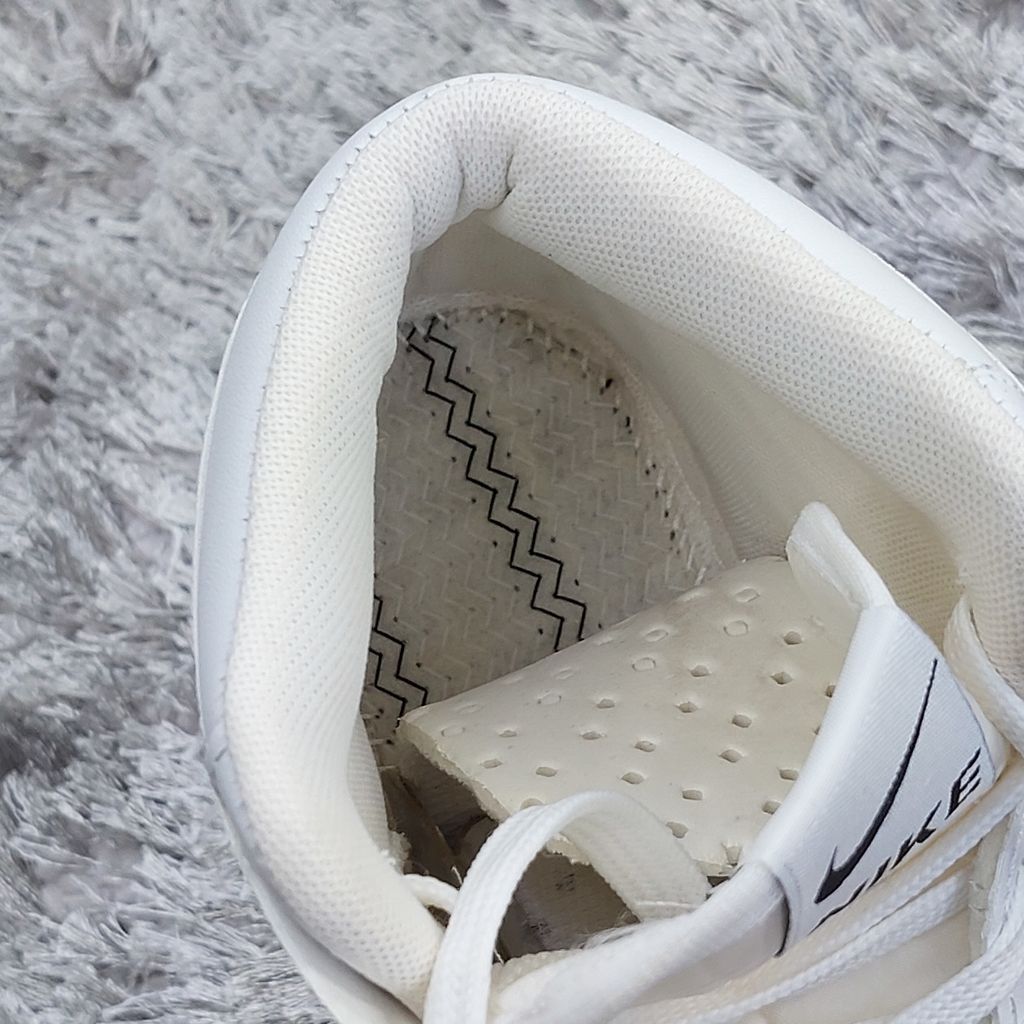 قیمت کتونی نایک ایر جردن 1 ساق بلند سفید Nike Air Jordan1