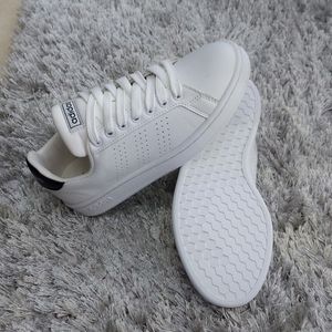 قیمت ارزان کتونی آدیداس استن اسمیت با کیفیت بالا Adidas Stan Smith 