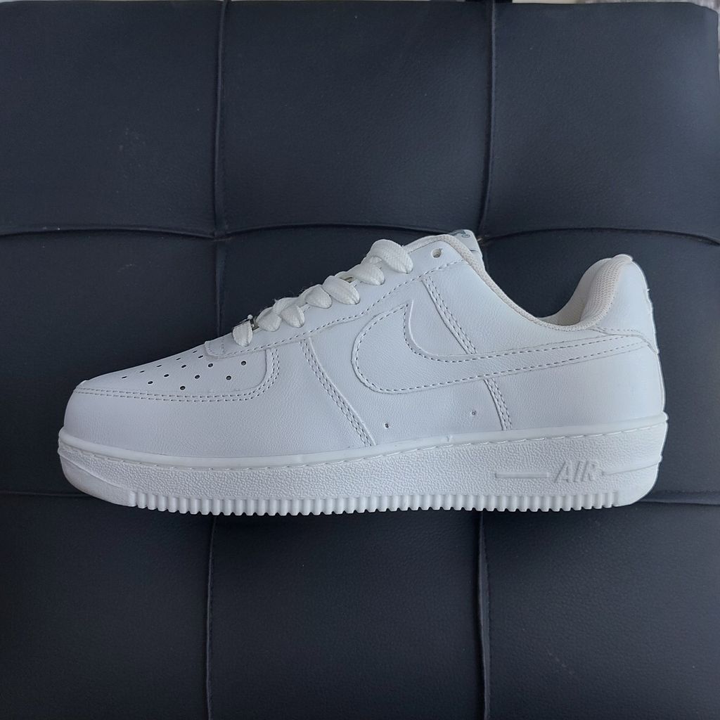 فروش اینترنتی کتونی نایک ایرفورس سفید Nike Air Force