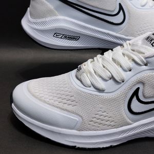 خرید انلاین کتونی نایک زوم سفید Nike Zoom بالاترین کیفیت موجود در بازار