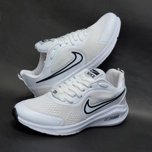 خرید آنلاین کتونی نایک زوم سفید Nike Zoom بالاترین کیفیت موجود در بازار