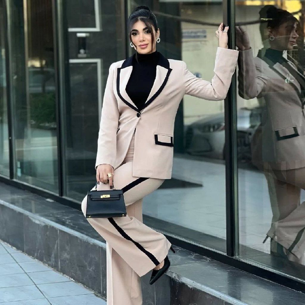 خرید اینترنتی کت و شلوار کلاسیک بهاره