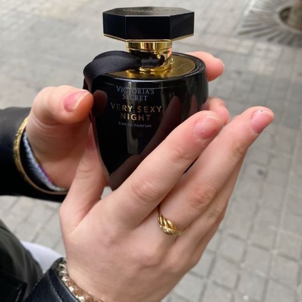 تستر اروپایی عطر ادکلن ویکتوریا سکرت وری سکسی نایت ادو پرفیوم