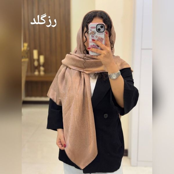 روسری ابریشم ژاکارد در طرحبندی