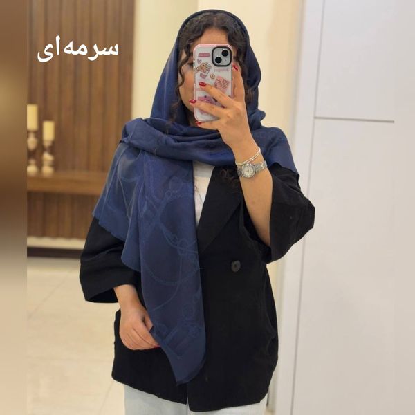 روسری ابریشم ژاکارد در طرحبندی