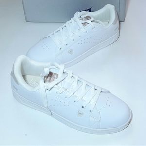 مشخصات کتونی زنانه کلاسیک جوما Joma 2225