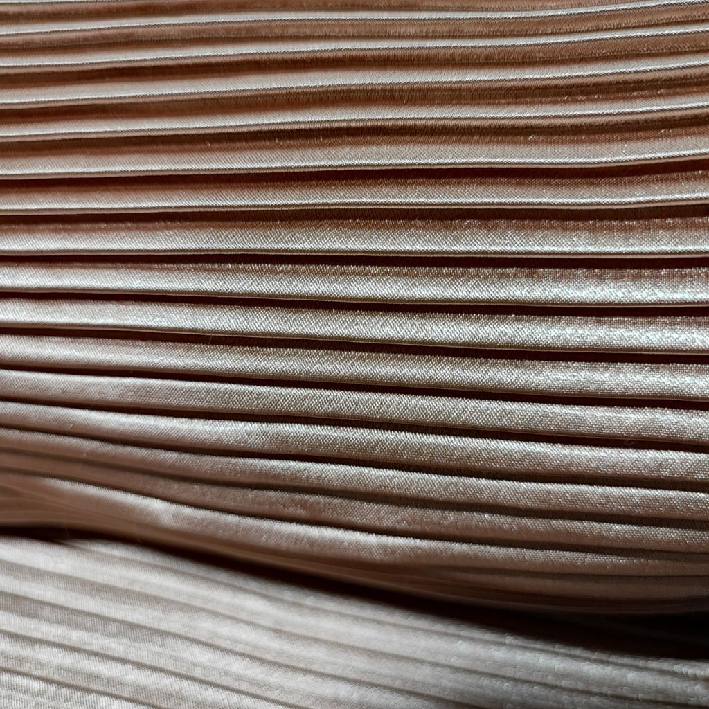 قیمت ارزان پارچه ساتن پلیسه مرلین اعلا