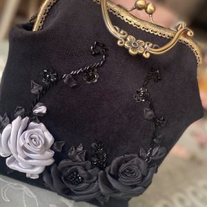 خرید انلاین کیف مجلسی مدل ماه نقره فام