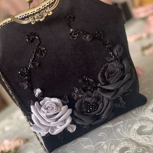 قیمت ارزان کیف مجلسی مدل ماه نقره فام