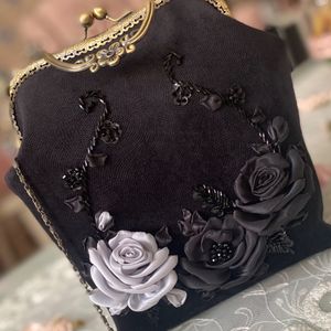 خرید انلاین کیف مجلسی مدل ماه نقره فام