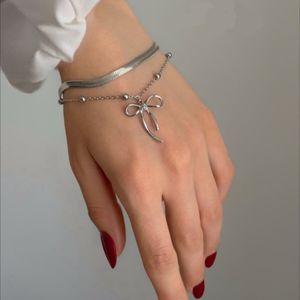 دستبند دولاین پاپیون نقره ای