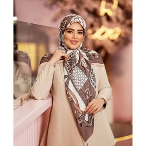فروش اینترنتی روسری زنانه ابریشم توییل کجراه قواره 140 مدل کهربا کد 02