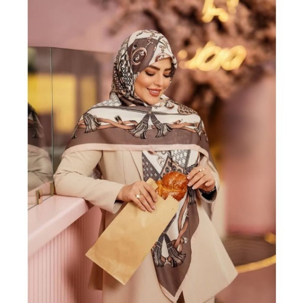 خرید انلاین روسری زنانه ابریشم توییل کجراه قواره 140 مدل کهربا کد 02