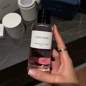 مشخصات تستر اروپایی عطر ادکلن دیور گریس | Dior Gris