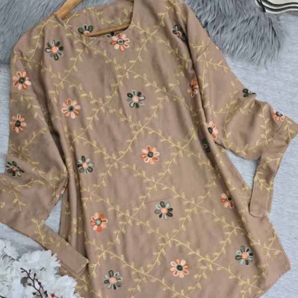 تونیک روژا