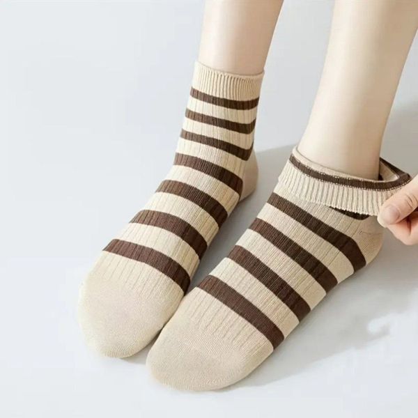 جوراب مچی زنانه کبریتی قهوه ای