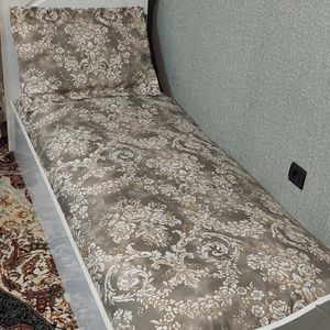 خرید انلاین روتختی یک نفره کرم قهوه ای نیم ست یکنفره تشک کرم قهوه ای