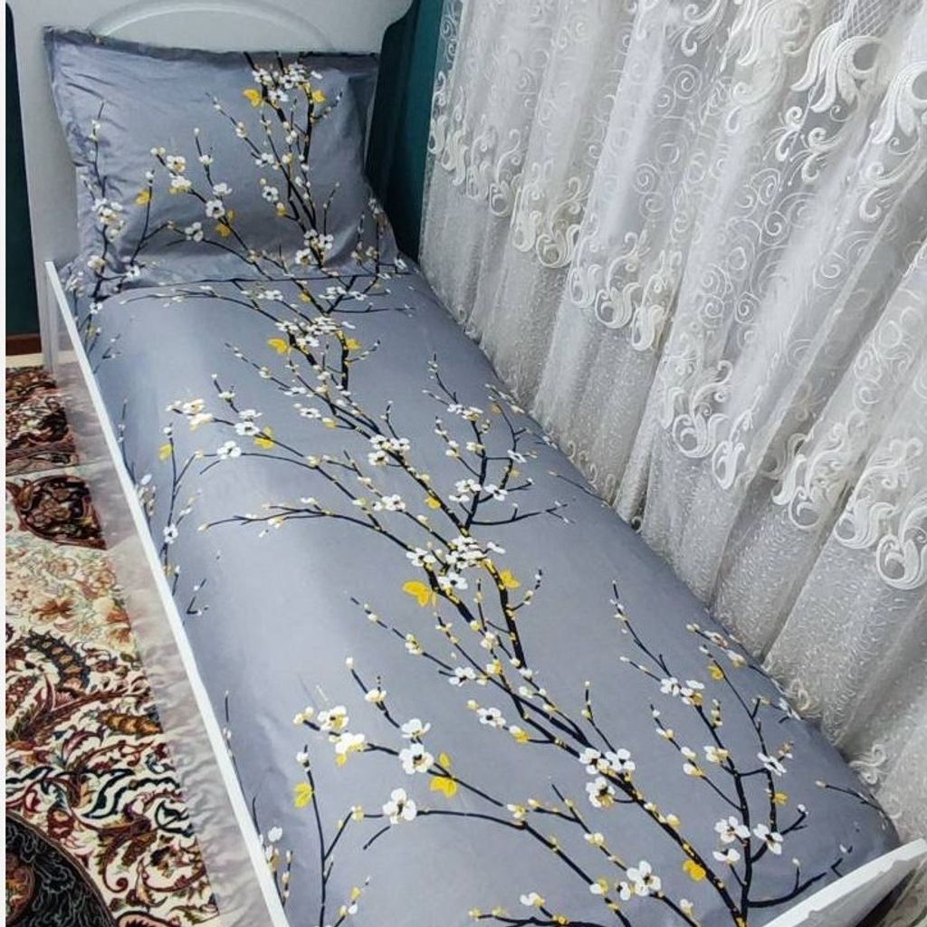 مشخصات روتختی یک نفره دور کشدوزی شده طرح طوسی خاکستری شکوفه