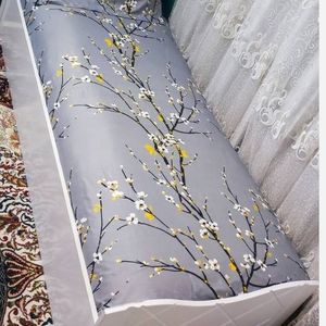 خرید آنلاین روتختی یک نفره دور کشدوزی شده طرح طوسی خاکستری شکوفه