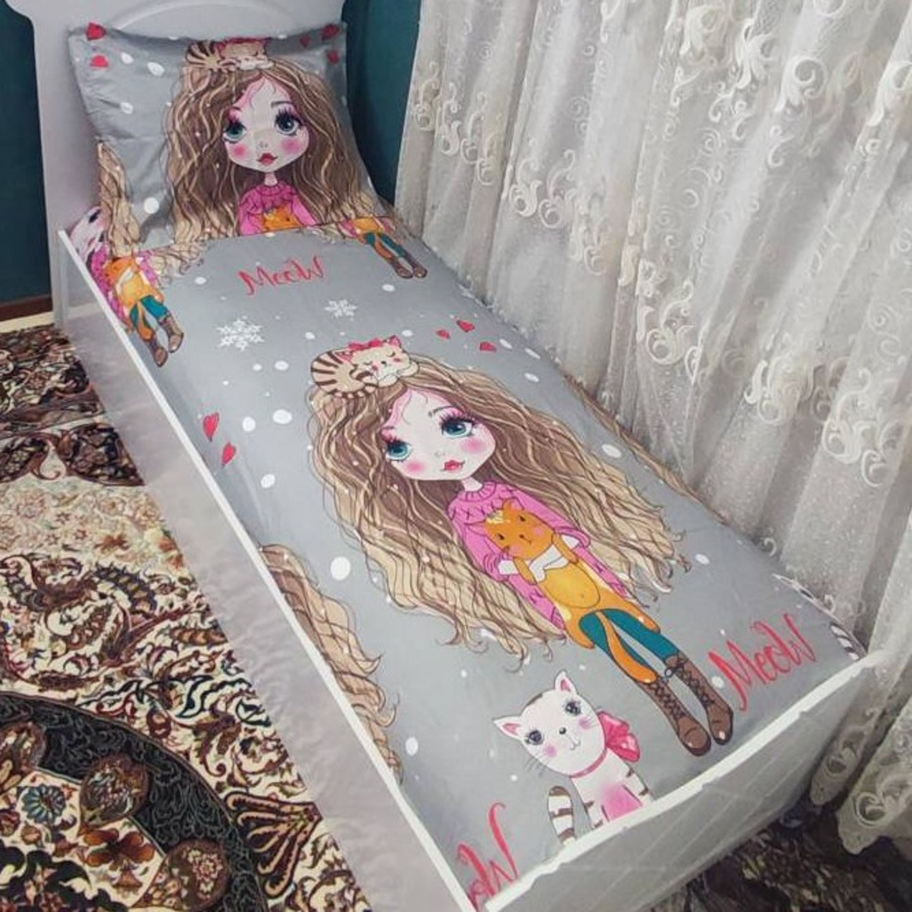 خرید آنلاین روتختی یک نفره دخترانه طوسی عروسکی مو فر فری توسی
