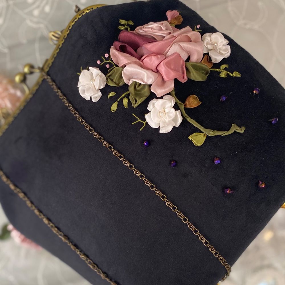مشخصات کیف مجلسی تک رز