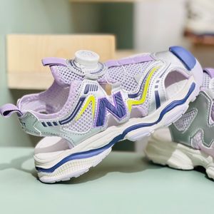 خرید اینترنتی قیمت صندل بچگانه طرح نیوبالانس برند A+B کد 4010601