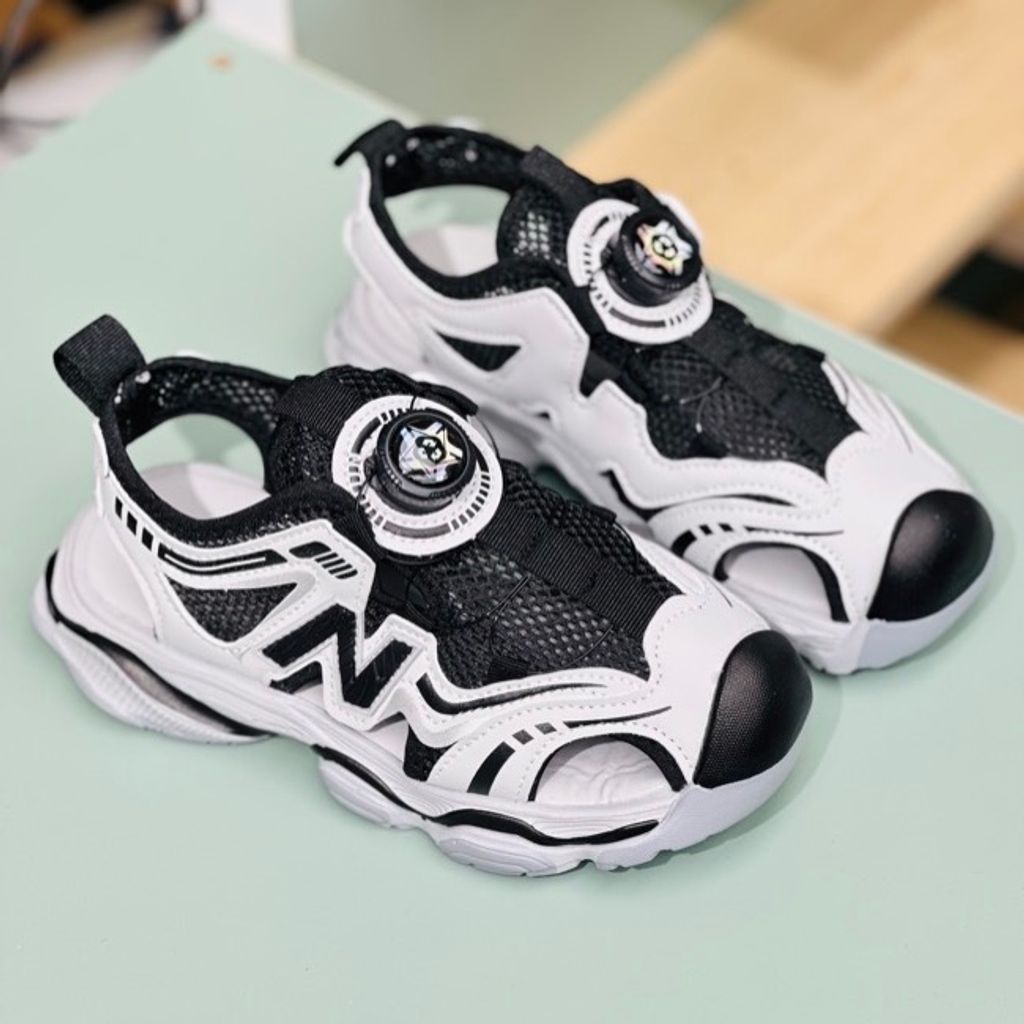 خرید اینترنتی قیمت صندل بچگانه طرح نیوبالانس برند A+B کد 4010601