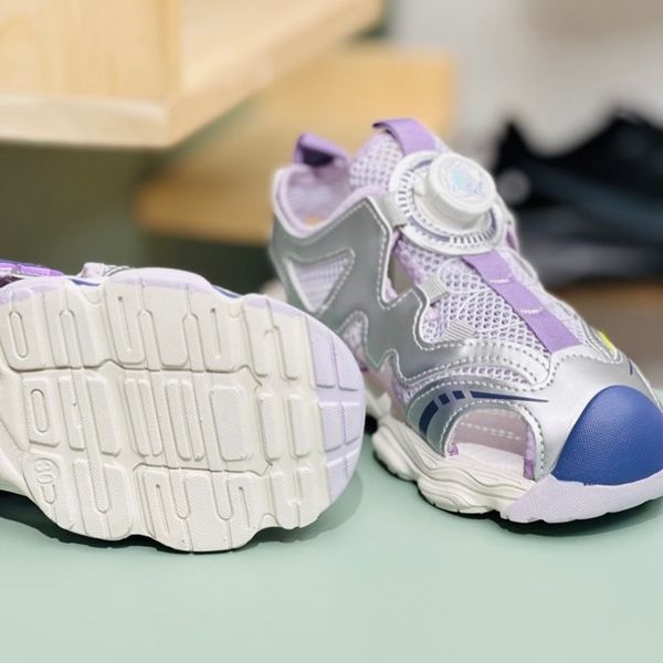 صندل بچگانه طرح نیوبالانس برند A+B کد 4010601