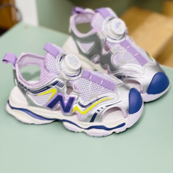 صندل بچگانه طرح نیوبالانس برند A+B کد 4010601