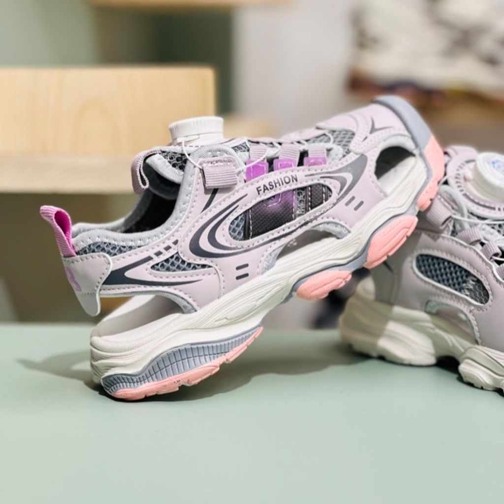 خرید اینترنتی قیمت صندل بچگانه طرح Fashion برند A+B کد 4010602