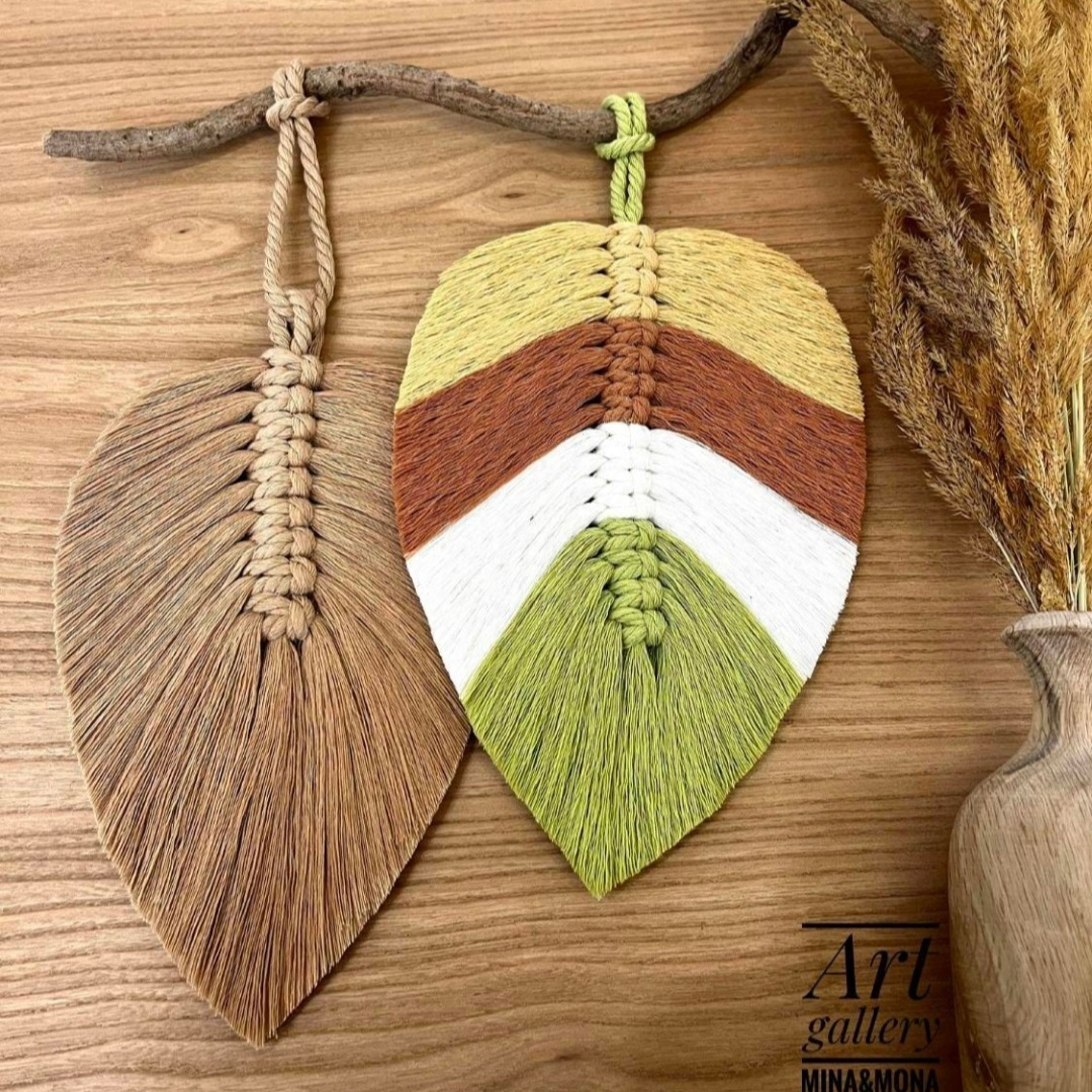 خرید انلاین دیوارکوب دو برگ مکرومه بافی مدل رنگو