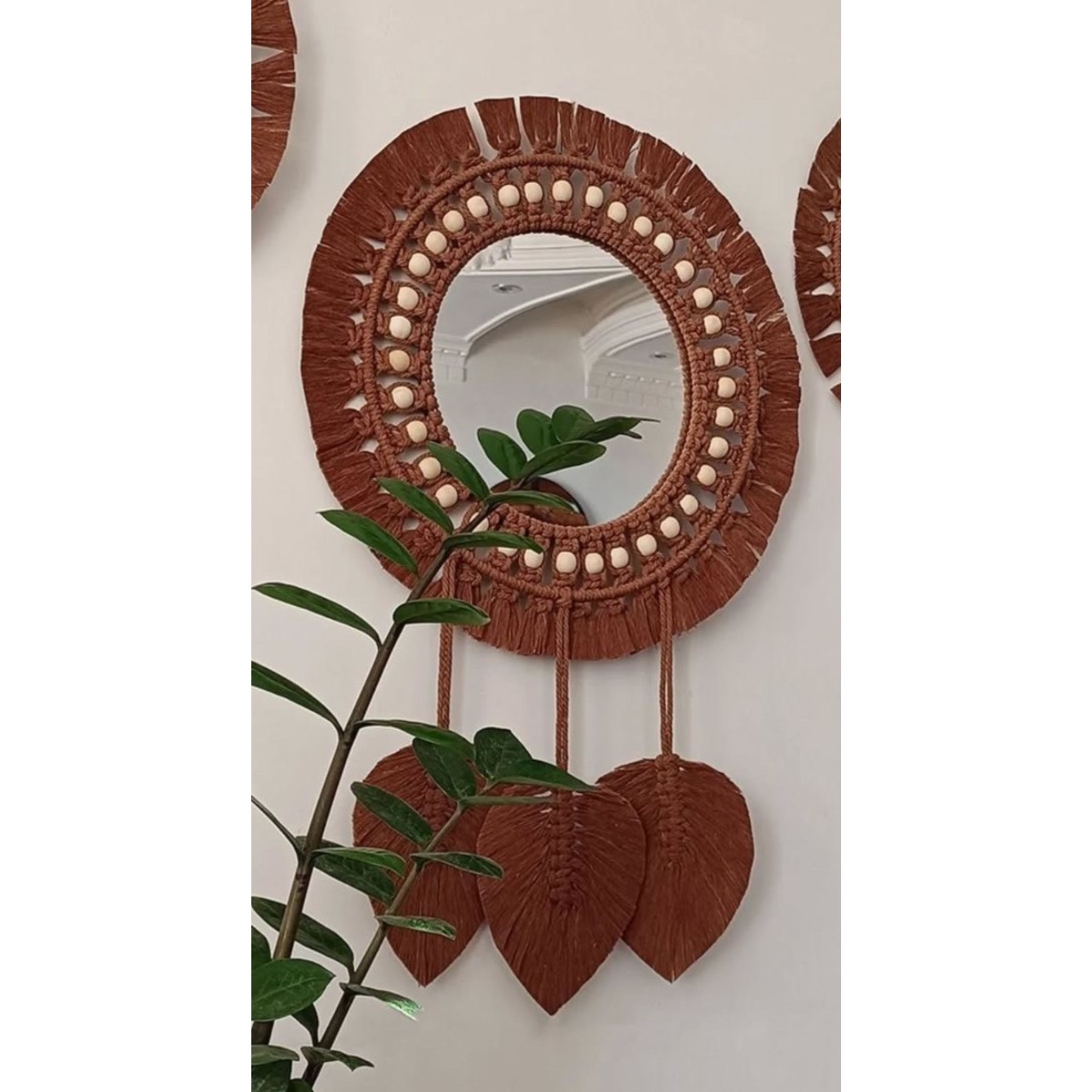 فروش اینترنتی قاب اینه مهره دار مکرومه طرح مریلا