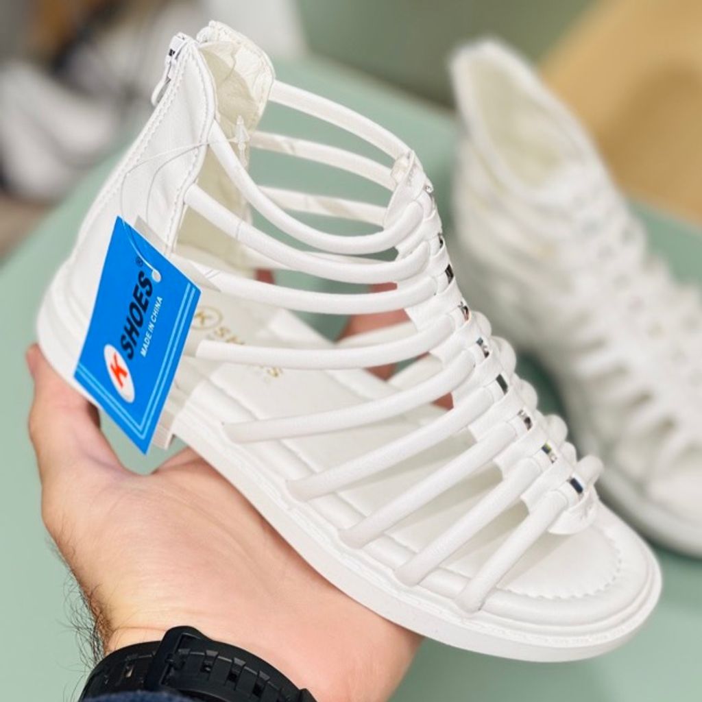 خرید اینترنتی قیمت صندل دخترانه طرح گلادیاتور بند ریز برند Kshoes کد 4010701