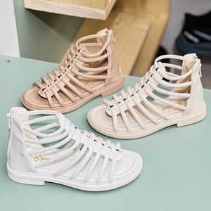 خرید اینترنتی قیمت صندل دخترانه طرح گلادیاتور بند ریز برند Kshoes کد 4010701