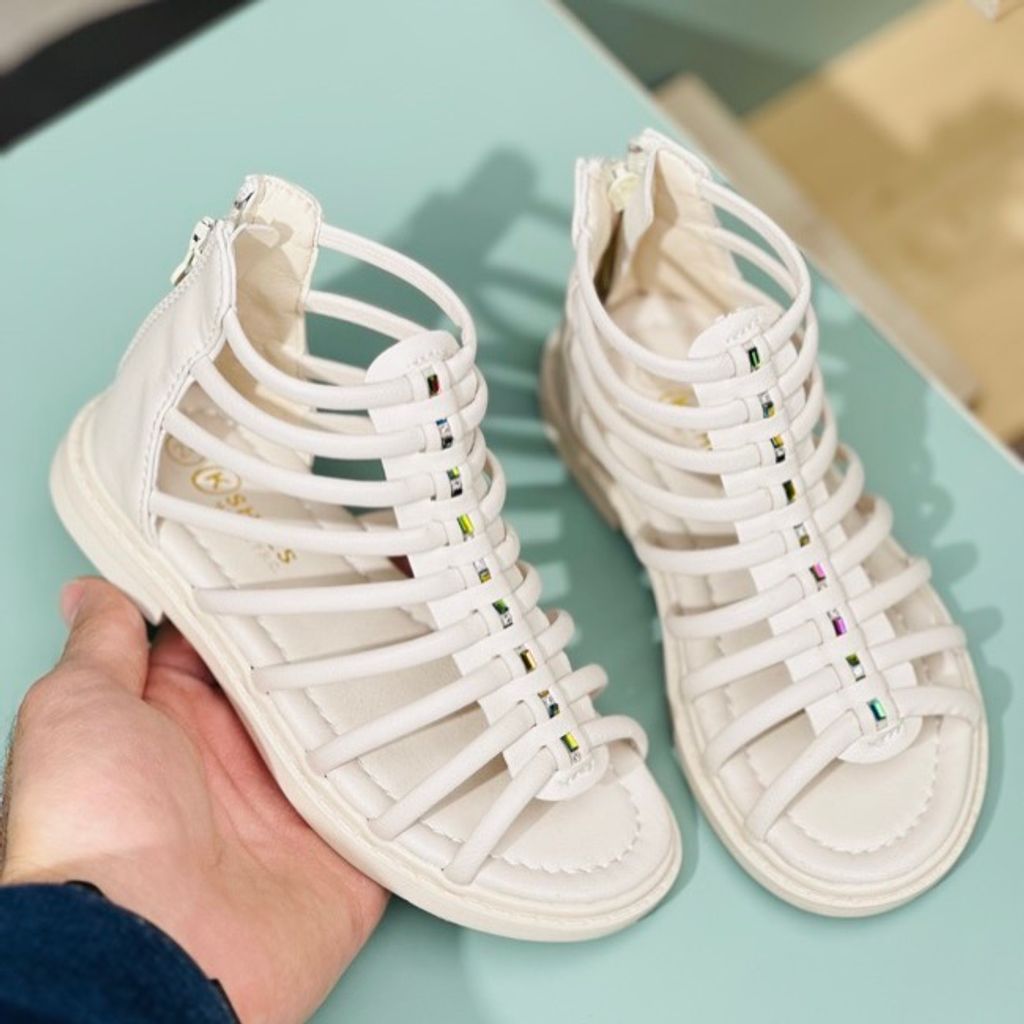 خرید اینترنتی قیمت صندل دخترانه طرح گلادیاتور بند ریز برند Kshoes کد 4010701