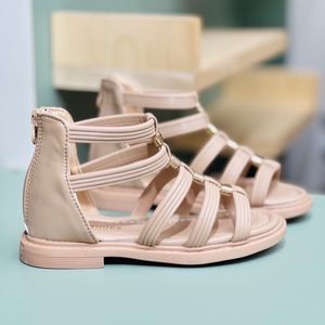 خرید اینترنتی صندل دخترانه طرح گلادیاتور برند Kshoes کد 4010702