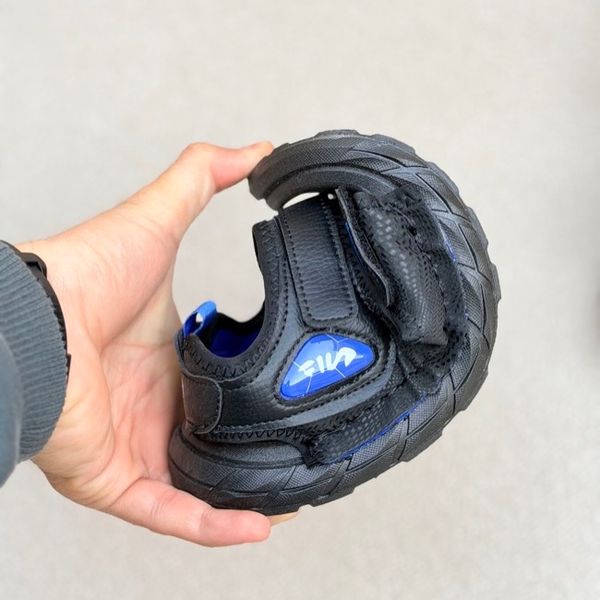 صندل بچگانه طرح Fila از وینستار کد 4011001