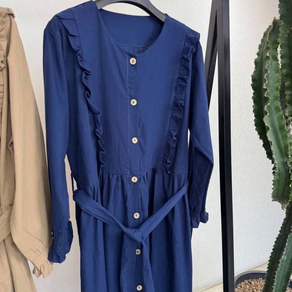 ساحلی جلو دکمه طرح نیلوفر