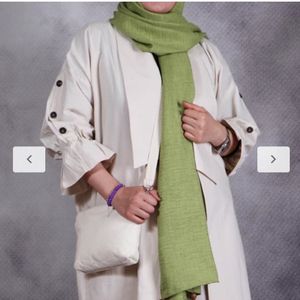 مشخصات مانتو یقه خرگوشی دکمه ای
