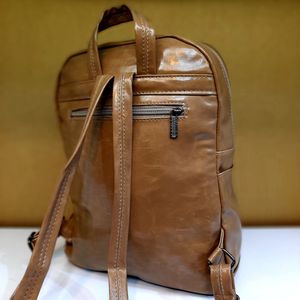 قیمت ارزان کوله پشتی Calvin Klein چرمی