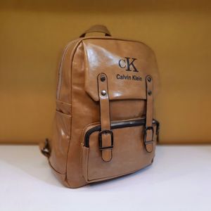 مشخصات کوله پشتی Calvin Klein چرمی