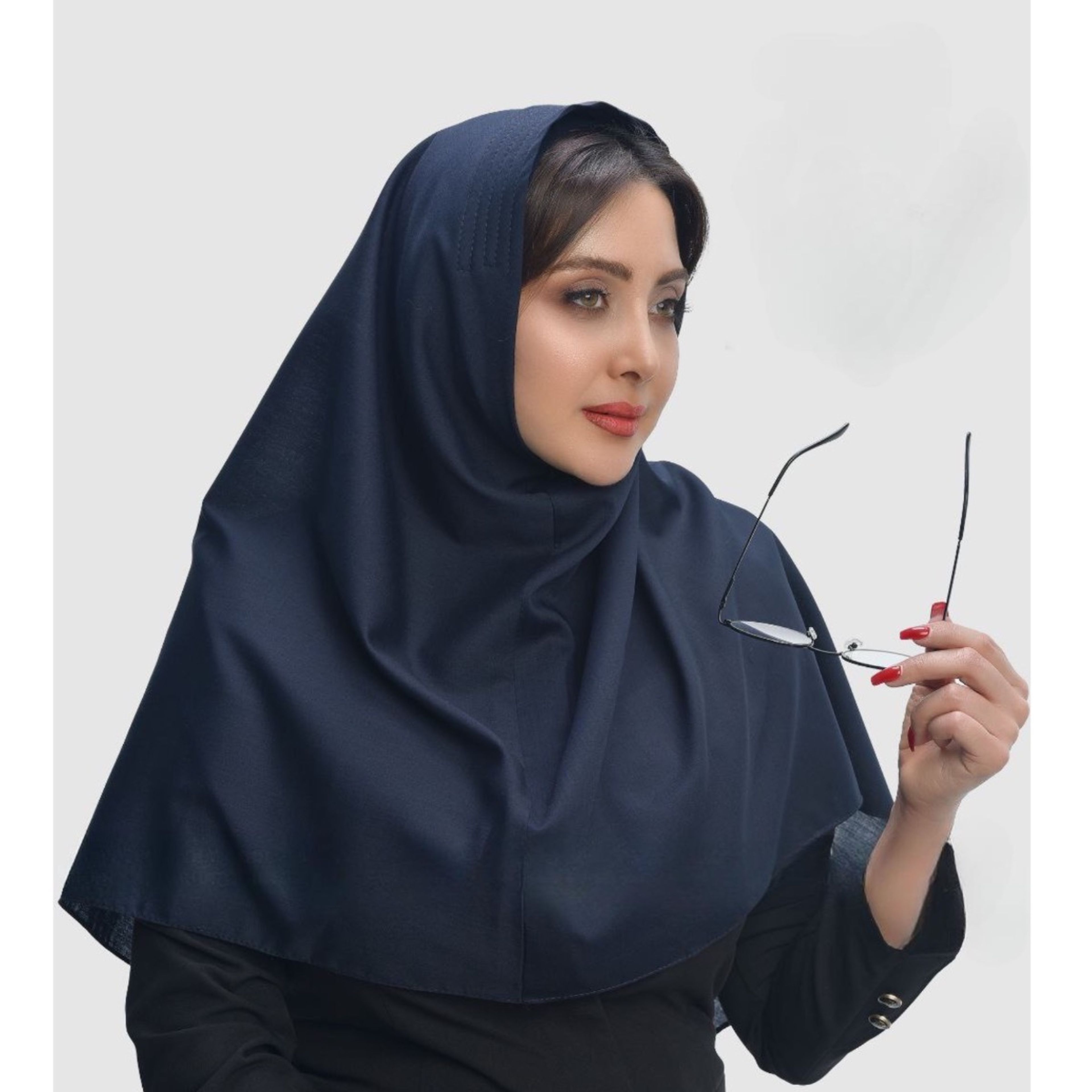 خرید انلاین مقنعه بروجردی ابردوزی
